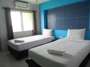 Гостиница Pongkaew Hotel  Сураттхани
